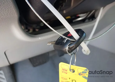 2017 Toyota Camry Le z USA, uszkodzony, nr VIN 4T1BF1FK2HU663186